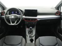 Usado Seat Ibiza FR 115 CV (84 kW) 2025 Blanco Utilitario