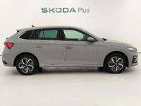 Usado Skoda Scala Selection 115 CV (84 kW) 2025 Gris Utilitario