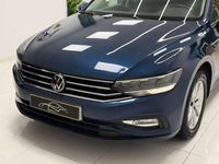 Usado VW Passat 150 CV (110 kW) 2022 Azul Berlina