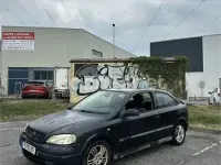 Usado Opel Astra Comfort 100 CV (73 kW) 2001 Negro Berlina