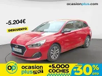 Usado Hyundai i30 GO! 120 CV (88 kW) 2019 Rojo Familiar