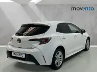 Begagnad Toyota Corolla Active 122 HK (89 kW) 2020 Vit Sedan