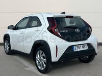 Usado Toyota Aygo X Play 72 CV (52 kW) 2022 Blanco SUV