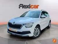 Usado Skoda Kamiq Ambition 110 CV (80 kW) 2021 Blanco SUV