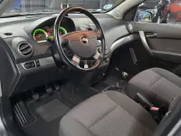 Usado Chevrolet Aveo LT 94 CV (69 kW) 2008 Gris Berlina