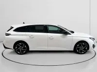 Usado Peugeot 308 SW Allure 131 CV (96 kW) 2025 Blanco Familiar