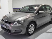 Usado VW Golf VII Business 105 CV (77 kW) 2015 Gris / plata Berlina