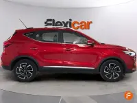 Usado MG ZS Luxury 111 CV (81 kW) 2022 Rojo SUV