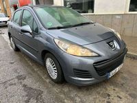 usado Peugeot 207 1.4i Confort