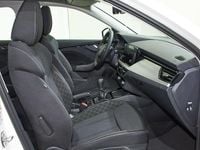 Usado Skoda Kamiq Ambition 110 CV (80 kW) 2022 Blanco SUV