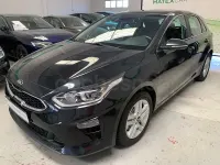 Usado Kia Ceed 116 CV (85 kW) 2019 Negro Utilitario