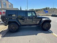 Usado Jeep Wrangler Unlimited Sahara 200 CV (147 kW) 2008 Negro SUV