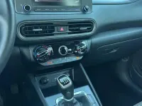 Usado Hyundai Kona 120 CV (88 kW) 2023 Gris SUV