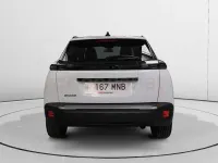 Usado Peugeot 2008 Allure 100 CV (73 kW) 2024 Blanco SUV