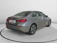Usado Mercedes A180 116 CV (85 kW) 2022 Gris Berlina