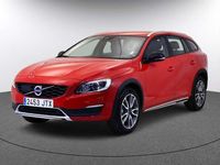 Brugt Volvo V60 CC Summum 190 HK (139 kW) 2016 Rød Stationcar