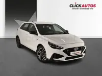 Usado Hyundai i30 N Line 96 CV (70 kW) 2025 Blanco Berlina