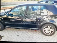 Usado VW Golf IV 110 CV (80 kW) 2002 Negro Berlina