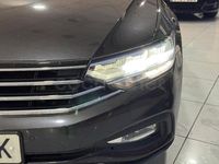 Usado VW Passat Executive 150 CV (110 kW) 2020 Gris / plata Berlina