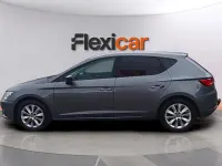 Usado Seat Leon Style 110 CV (80 kW) 2017 Gris Berlina
