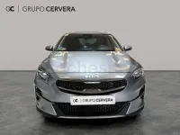 Usado Kia XCeed 120 CV (88 kW) 2022 Gris / plata SUV