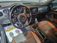 Usado VW Beetle Design 110 CV (80 kW) 2016 Negro Utilitario