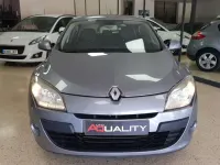 Usado Renault Mégane III Dynamique 110 CV (80 kW) 2010 Azul Utilitario