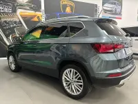 Usado Seat Ateca 4Drive 150 CV (110 kW) 2017 Gris / plata SUV
