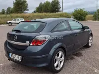 Usado Opel Astra GTC Enjoy 120 CV (88 kW) 2008 Gris / plata Berlina