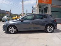 Usado Renault Mégane IV LIMITED 140 CV (102 kW) 2020 Azul Utilitario