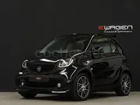 Usado Smart ForTwo Cabrio Brabus Xclusive 109 CV (80 kW) 2017 Negro Descapotable