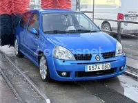 Usado Renault Clio II 172 CV (126 kW) 2004 Azul Berlina