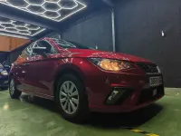Usado Seat Ibiza CONNECT 75 CV (55 kW) 2018 Rojo Utilitario