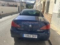 Usado Peugeot 307 CC 138 CV (101 kW) 2005 Azul Descapotable