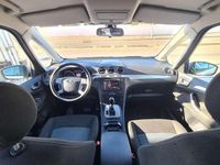 Usado Ford Galaxy Titanium 140 CV (102 kW) 2014 Gris Monovolumen