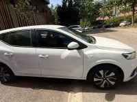 Usado Dacia Sandero Expression 101 CV (74 kW) 2025 Blanco Utilitario