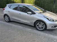 Usado Kia Ceed GT 90 CV (66 kW) 2013 Gris / plata Berlina