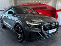 Usado Audi Q8 286 CV (210 kW) 2019 Gris SUV