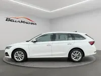 Usado Skoda Octavia Style 150 CV (110 kW) 2021 Blanco Familiar