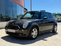 Usado Mini ONE 90 CV (66 kW) 2005 Negro Utilitario
