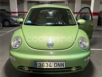 Usado VW New Beetle 100 CV (73 kW) 2005 Verde Utilitario