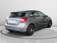 Usado Mercedes A180 Style 109 CV (80 kW) 2017 Gris