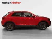 Usado VW T-Roc Advance 150 CV (110 kW) 2022 Rojo SUV