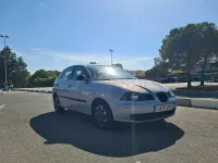 Usado Seat Ibiza Sport 75 CV (55 kW) 2004 Azul Utilitario