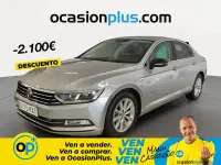 Usado VW Passat Advance 150 CV (110 kW) 2019 Gris / plata Berlina