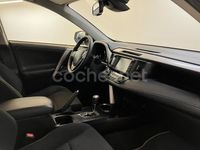 Usado Toyota RAV4 Hybrid Advance 197 CV (144 kW) 2018 Blanco SUV