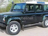 Usado Land Rover Defender 122 CV (89 kW) 1998 Verde Familiar