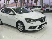Usado Renault Mégane Business 116 CV (85 kW) 2020 Blanco Utilitario