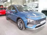 Usado Hyundai Bayon 100 CV (73 kW) 2025 Azul SUV