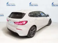 Usado BMW 118 136 CV (100 kW) 2023 Blanco Utilitario